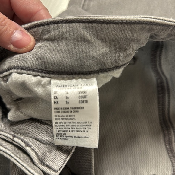 American Eagle next level stretch size 16 short - Picture 4 of 6